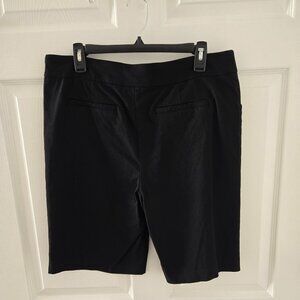 Coral Bay Women's Black stretch shorts size 14